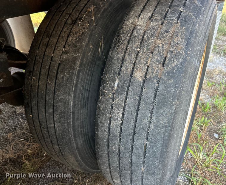 image for item ET3031 2008 Great Dane dry van trailer