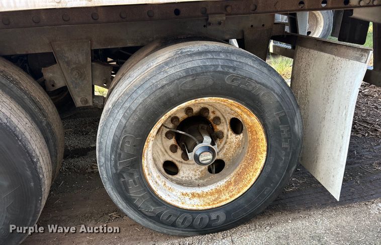 image for item ET3032 2008 Great Dane dry van trailer