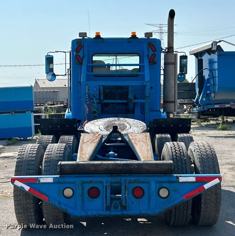 image for item ET3060 2006 Kenworth T800 winch truck