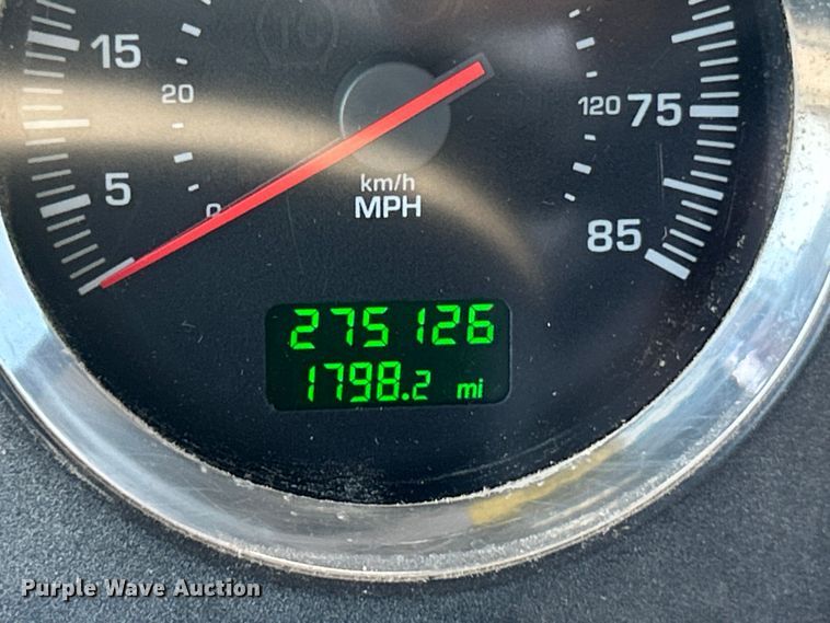 image for item ET3060 2006 Kenworth T800 winch truck