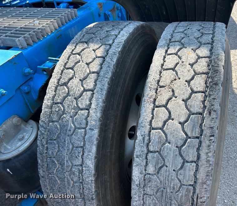 image for item ET3060 2006 Kenworth T800 winch truck