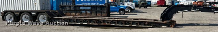 image for item ET3062 2003 Etnyre Blackhawk lowboy equipment trailer