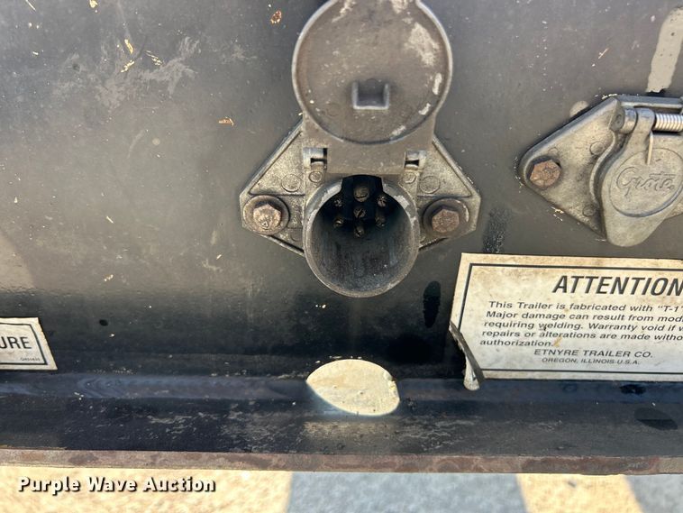 image for item ET3062 2003 Etnyre Blackhawk lowboy equipment trailer