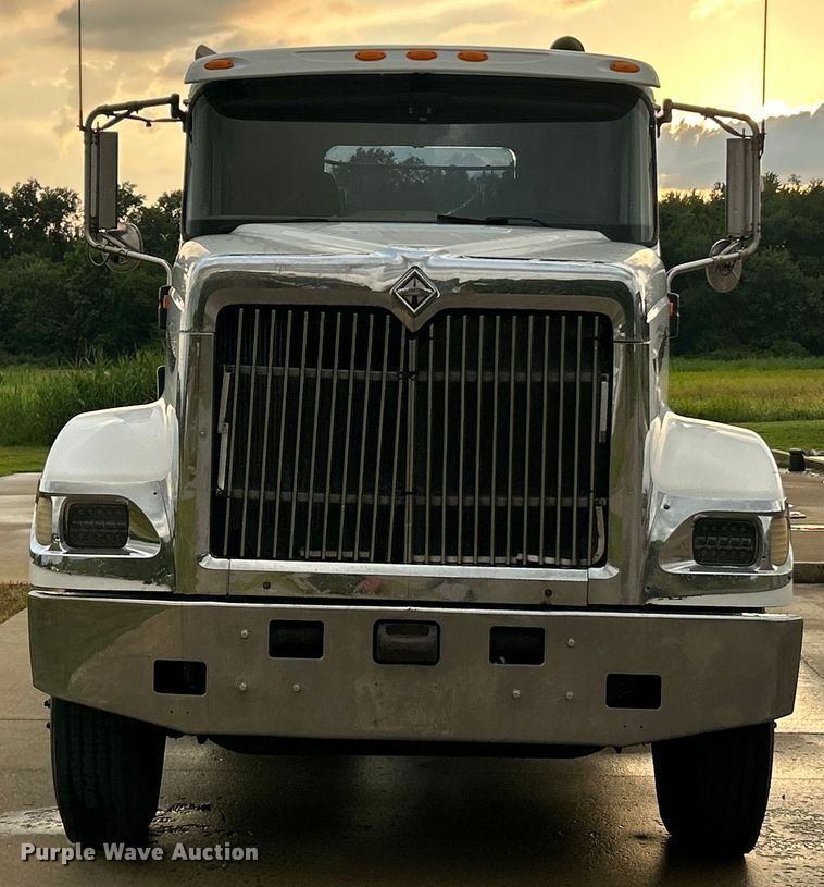 image for item ET3067 2007 International 5900i SFA semi truck