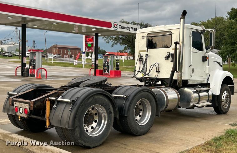 image for item ET3067 2007 International 5900i SFA semi truck