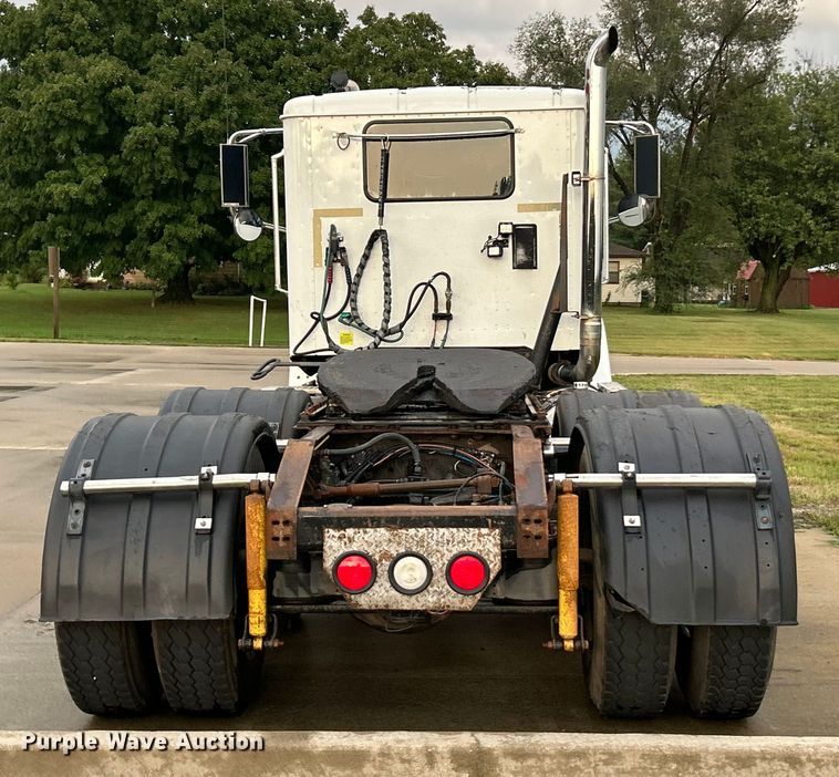 image for item ET3067 2007 International 5900i SFA semi truck