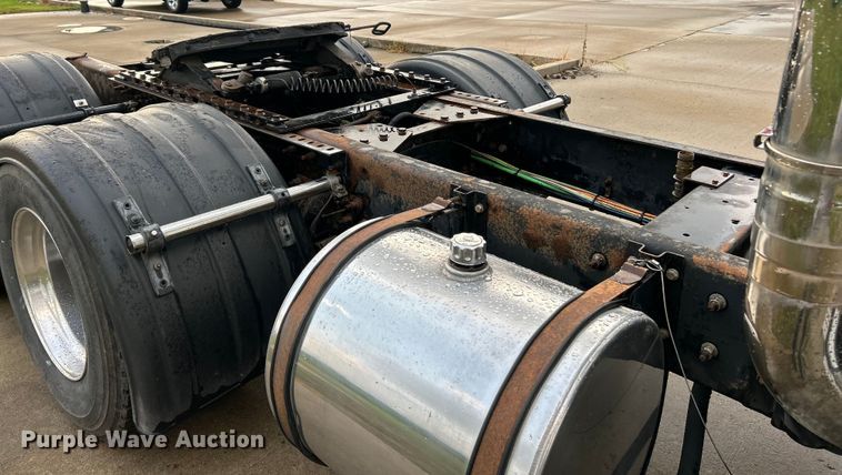 image for item ET3067 2007 International 5900i SFA semi truck