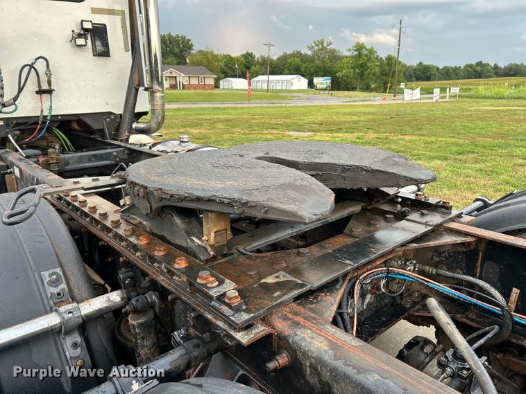 image for item ET3067 2007 International 5900i SFA semi truck