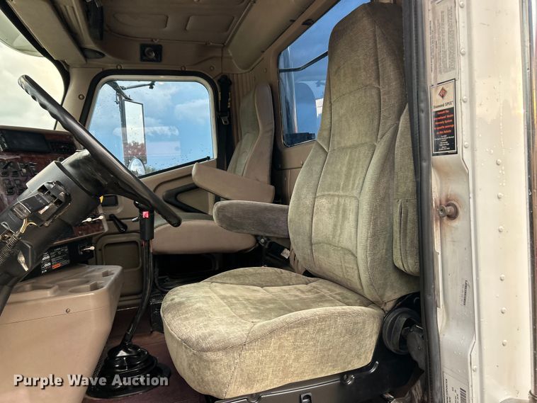 image for item ET3067 2007 International 5900i SFA semi truck