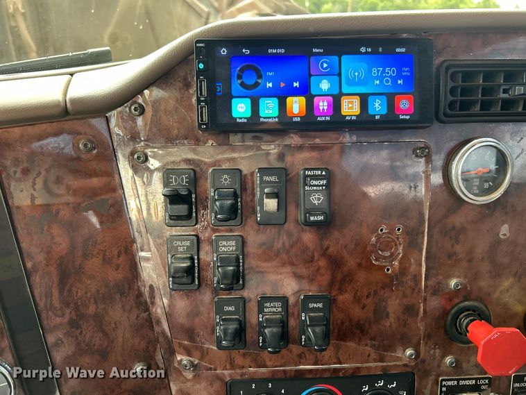 image for item ET3067 2007 International 5900i SFA semi truck