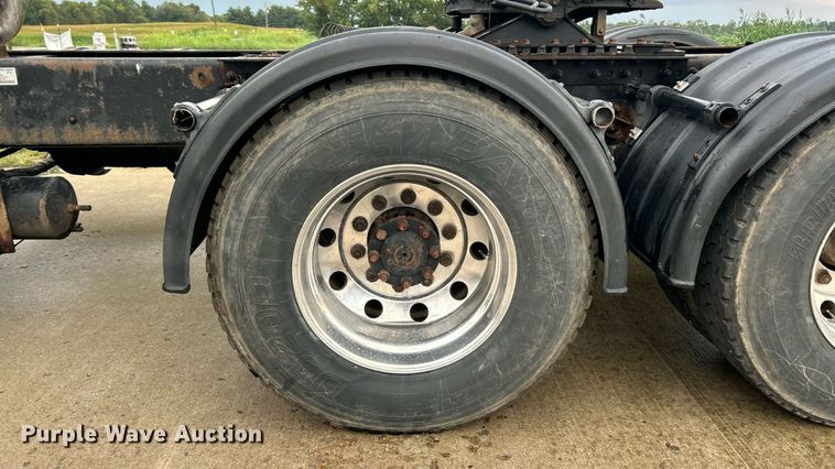 image for item ET3067 2007 International 5900i SFA semi truck