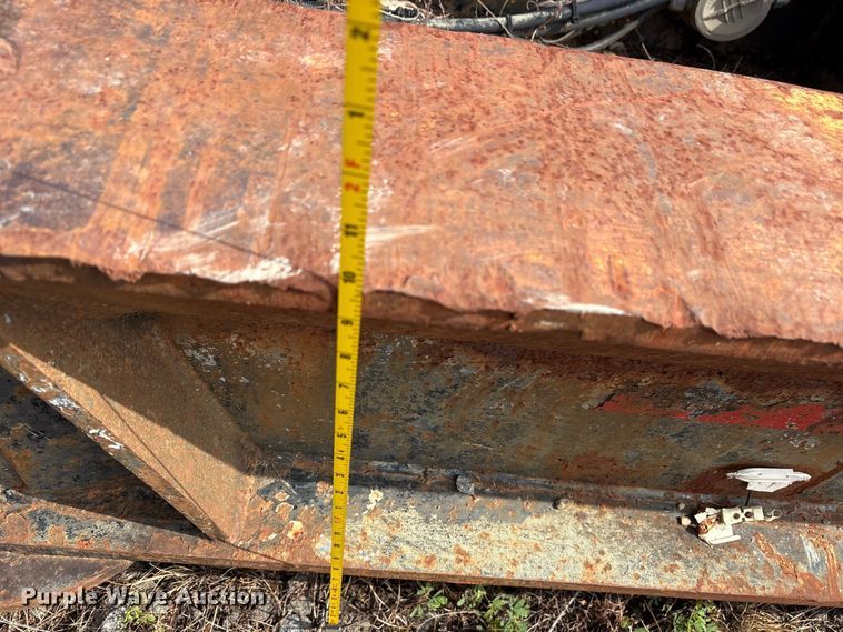 image for item ET7035 1980 TALN Lowboy beam trailer