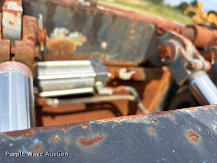 image for item ET7035 1980 TALN Lowboy beam trailer