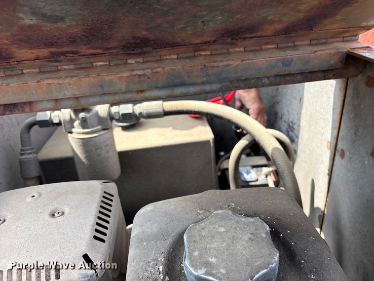 image for item ET7035 1980 TALN Lowboy beam trailer