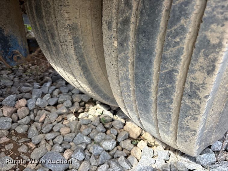 image for item ET7035 1980 TALN Lowboy beam trailer