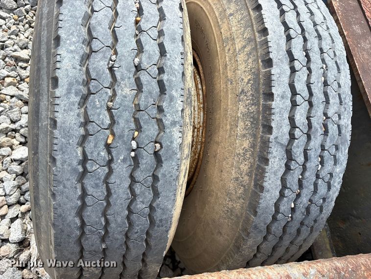 image for item ET7035 1980 TALN Lowboy beam trailer