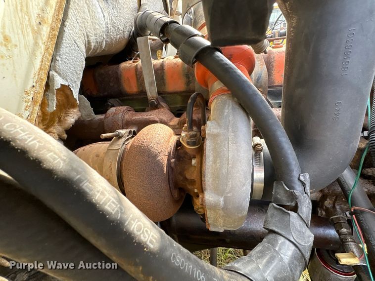 image for item ET7042 1992 International 4700  dump truck