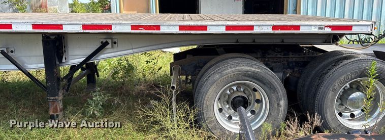 image for item ET7045 2015 Fontaine HCR222WSA Revolution 52  flatbed trailer
