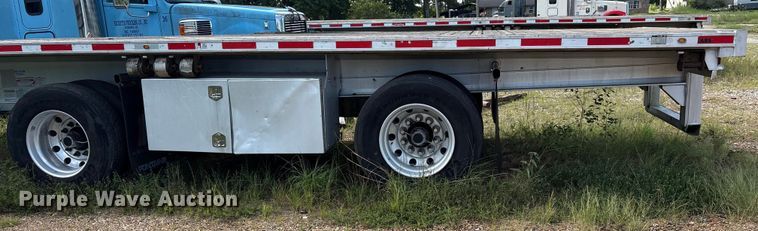 image for item ET7045 2015 Fontaine HCR222WSA Revolution 52  flatbed trailer
