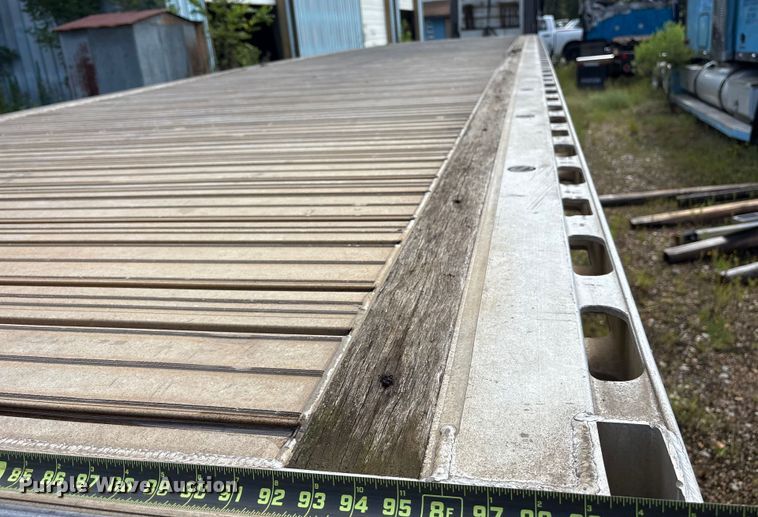 image for item ET7045 2015 Fontaine HCR222WSA Revolution 52  flatbed trailer