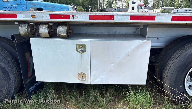 image for item ET7045 2015 Fontaine HCR222WSA Revolution 52  flatbed trailer