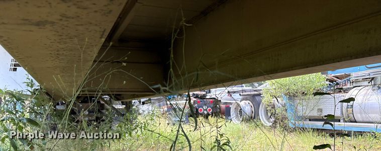 image for item ET7045 2015 Fontaine HCR222WSA Revolution 52  flatbed trailer