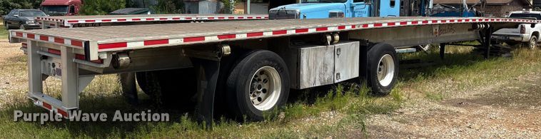 image for item ET7047 2015 Fontaine HCR5222WSA Revolution 52 flatbed trailer