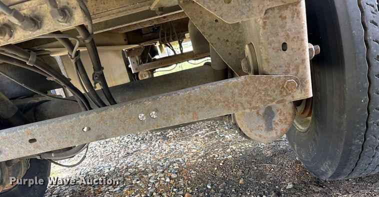 image for item ET7047 2015 Fontaine HCR5222WSA Revolution 52 flatbed trailer