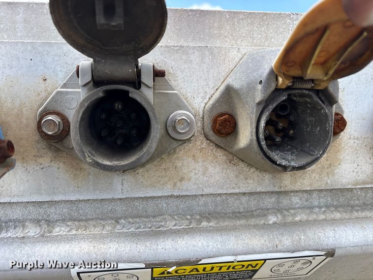 image for item ET7048 2013 Fontaine HAR5222WSA Revolution 52 flatbed trailer