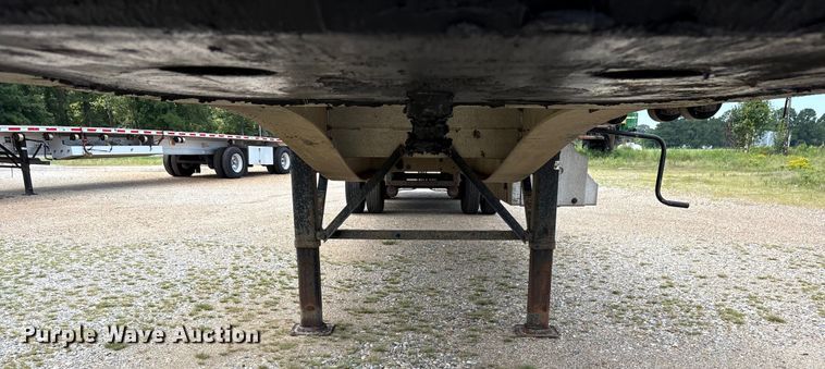 image for item ET7048 2013 Fontaine HAR5222WSA Revolution 52 flatbed trailer