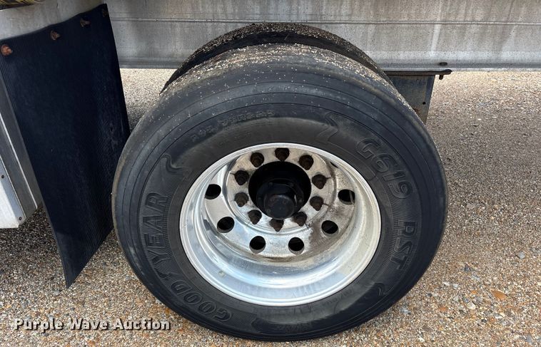 image for item ET7048 2013 Fontaine HAR5222WSA Revolution 52 flatbed trailer