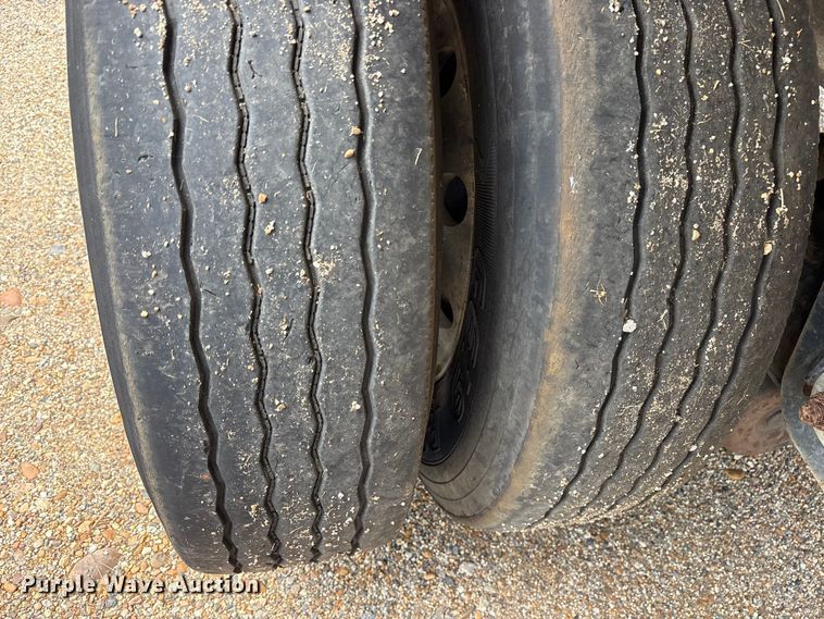 image for item ET7048 2013 Fontaine HAR5222WSA Revolution 52 flatbed trailer