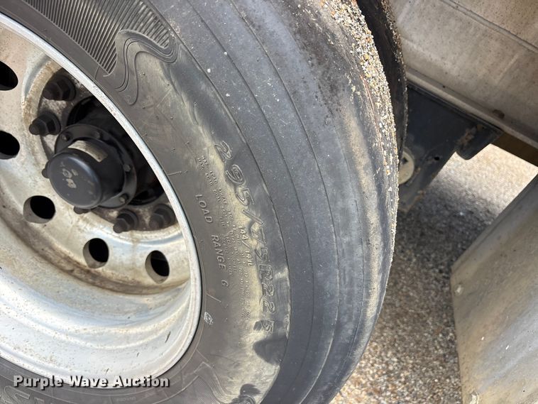 image for item ET7048 2013 Fontaine HAR5222WSA Revolution 52 flatbed trailer