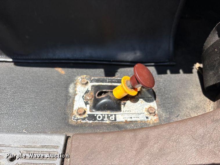 image for item ET7049 2011 Freightliner Coronado semi truck