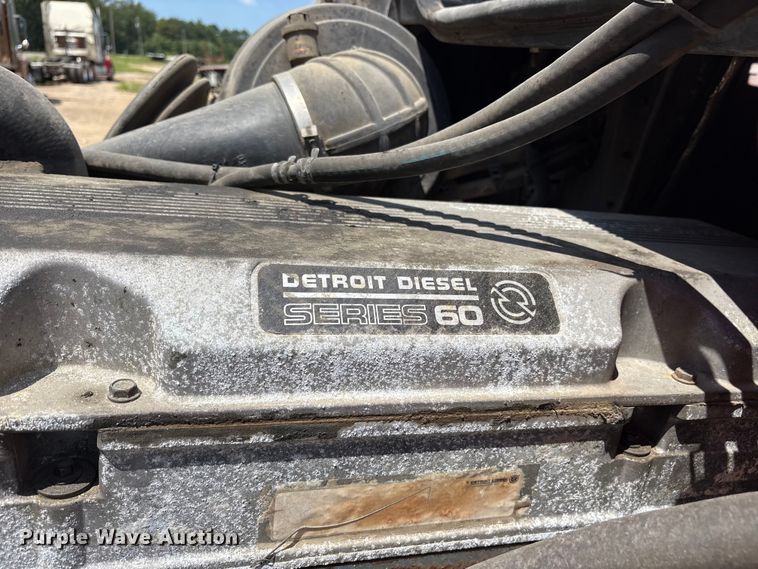 image for item ET7049 2011 Freightliner Coronado semi truck