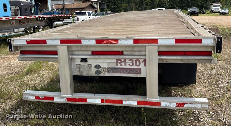 image for item ET7050 2013 Fontaine HCR5222WSA Revolution 52 flatbed trailer