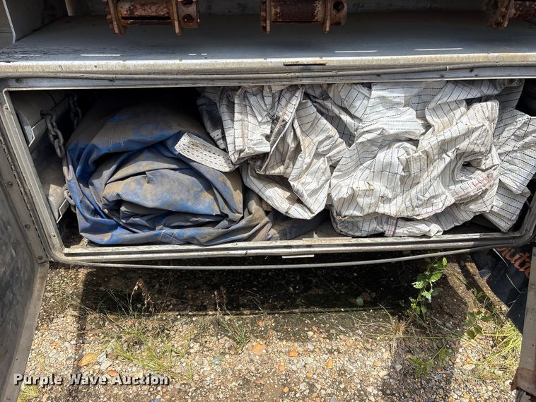 image for item ET7050 2013 Fontaine HCR5222WSA Revolution 52 flatbed trailer