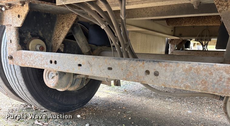 image for item ET7050 2013 Fontaine HCR5222WSA Revolution 52 flatbed trailer