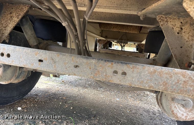 image for item ET7050 2013 Fontaine HCR5222WSA Revolution 52 flatbed trailer