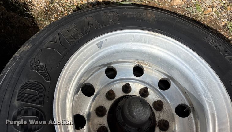 image for item ET7050 2013 Fontaine HCR5222WSA Revolution 52 flatbed trailer