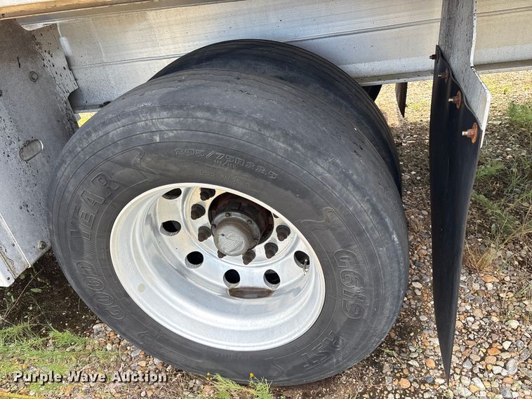 image for item ET7050 2013 Fontaine HCR5222WSA Revolution 52 flatbed trailer