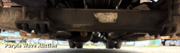 image for item ET7051 2012 Freightliner Coronado semi truck