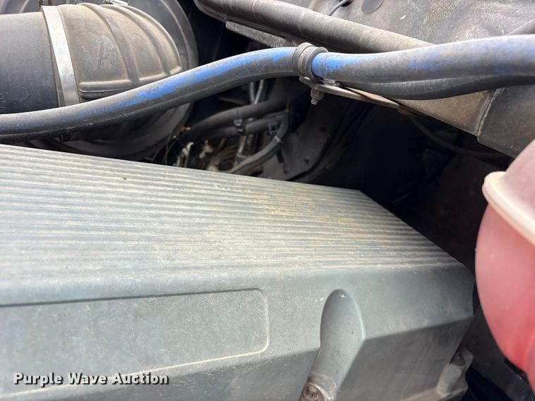 image for item ET7051 2012 Freightliner Coronado semi truck