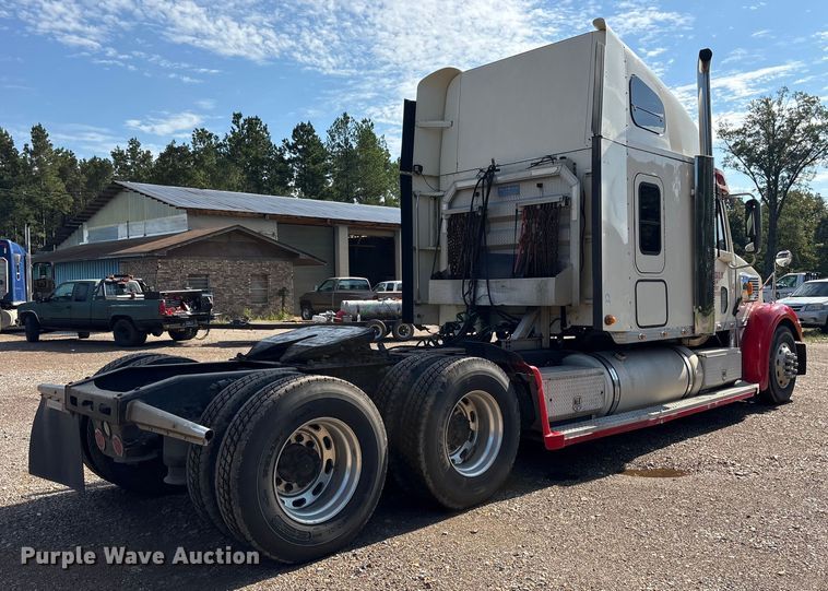 image for item ET7052 2011 Freightliner Coronado semi truck