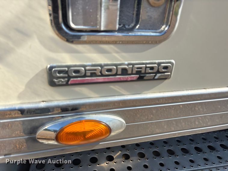 image for item ET7052 2011 Freightliner Coronado semi truck