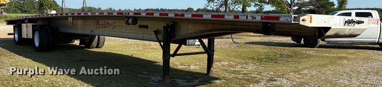 image for item ET7053 2013 Fontaine HCR5222WSA Revolution 52 flatbed trailer