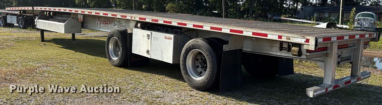 image for item ET7053 2013 Fontaine HCR5222WSA Revolution 52 flatbed trailer
