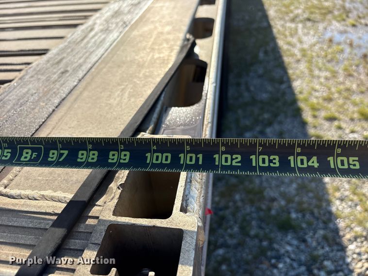 image for item ET7053 2013 Fontaine HCR5222WSA Revolution 52 flatbed trailer