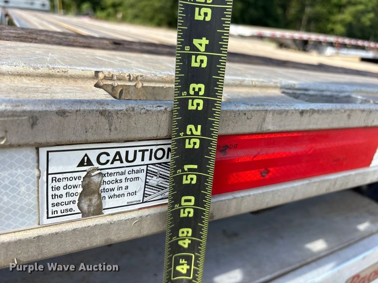 image for item ET7053 2013 Fontaine HCR5222WSA Revolution 52 flatbed trailer