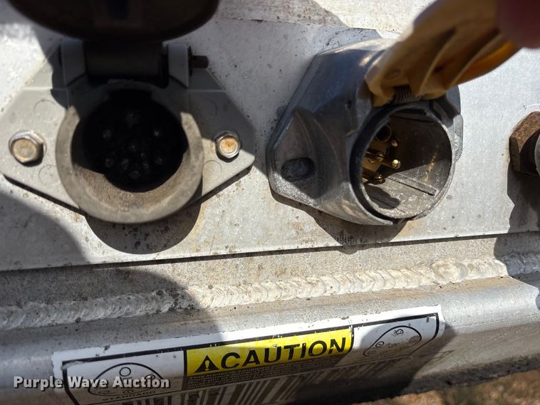 image for item ET7054 2015 Fontaine HCR5222WSA Revolution 52 flatbed trailer